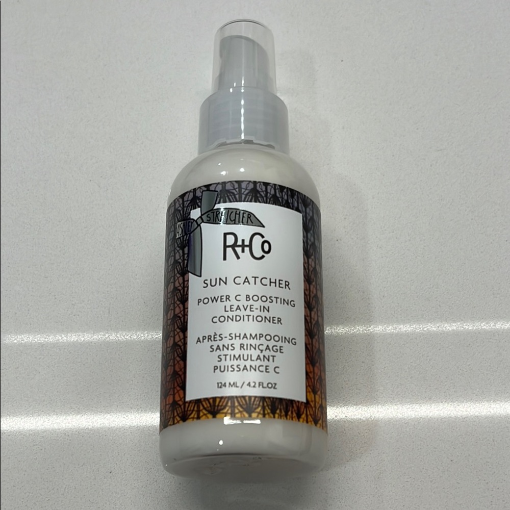 R+Co Sun Catcher Leave-In Conditioner